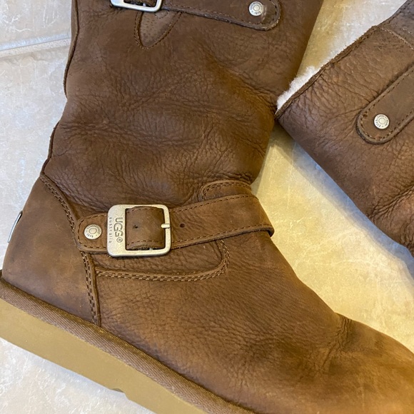 Leather ugg boots size 7 preowned - Picture 8 of 14